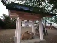 神明社の手水舎