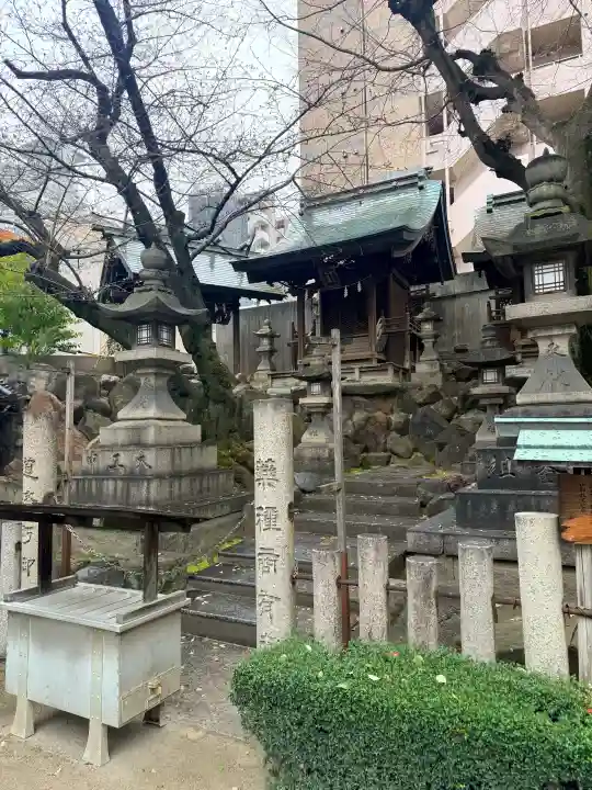 大阪天満宮の{uncategorized: "未分類", other: "その他", undefined: "問題あり", building: "その他建物", grave: "お墓", sacred_gate: "鳥居", guardian: "狛犬", statue: "像", buddha: "仏像", history: "歴史", nature: "自然", garden: "庭園", animal: "動物", pagoda: "塔", temizu: "手水舎", mountain_gate: "山門・神門", sanctuary: "本殿・本堂", subordinate: "末社・摂社", art: "芸術", scenery: "景色", jizo: "地蔵", ema: "絵馬", goshuin: "御朱印", omikuji: "おみくじ", items: "授与品その他", amulet: "お守り", goshuincho: "御朱印帳", eats: "食事", festival: "お祭り", votive_dance: "神楽", shichigosan: "七五三参", wedding: "結婚式", experience: "体験その他", initially: "初詣", around: "周辺", anti_infection: "感染症対策"}