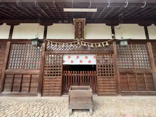 諏訪神社の本殿・本堂