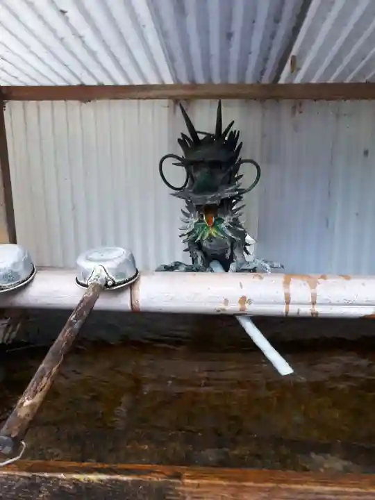 斑鳩神社の手水舎