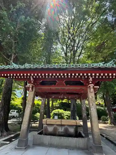 根津神社の{uncategorized: "未分類", other: "その他", undefined: "問題あり", building: "その他建物", grave: "お墓", sacred_gate: "鳥居", guardian: "狛犬", statue: "像", buddha: "仏像", history: "歴史", nature: "自然", garden: "庭園", animal: "動物", pagoda: "塔", temizu: "手水舎", mountain_gate: "山門・神門", sanctuary: "本殿・本堂", subordinate: "末社・摂社", art: "芸術", scenery: "景色", jizo: "地蔵", ema: "絵馬", goshuin: "御朱印", omikuji: "おみくじ", items: "授与品その他", amulet: "お守り", goshuincho: "御朱印帳", eats: "食事", festival: "お祭り", votive_dance: "神楽", shichigosan: "七五三参", wedding: "結婚式", experience: "体験その他", initially: "初詣", around: "周辺", anti_infection: "感染症対策"}