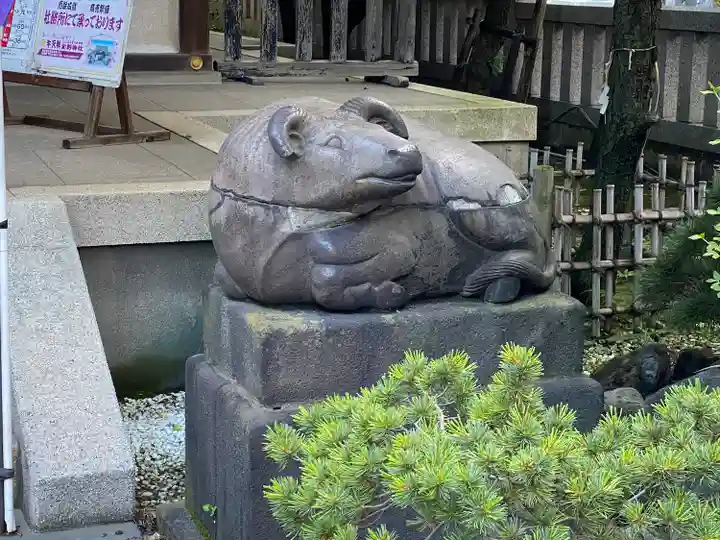 牛天神北野神社の狛犬