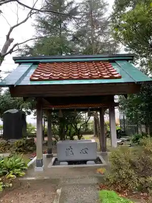 明島神社の手水舎