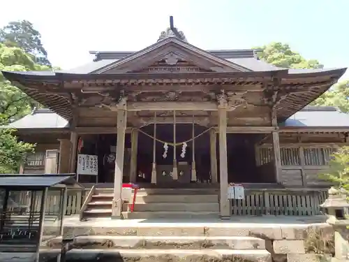 東霧島神社の本殿・本堂