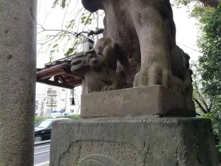 雉子神社の狛犬