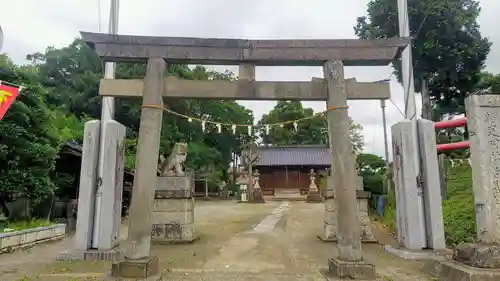 白髭神社の鳥居