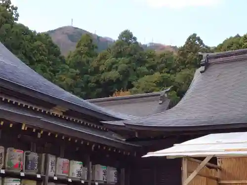 彌彦神社の建物その他