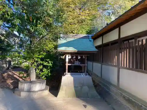 雄郡神社の末社・摂社