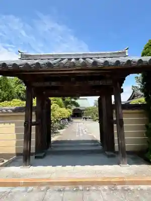 勝福寺の{uncategorized: "未分類", other: "その他", undefined: "問題あり", building: "その他建物", grave: "お墓", sacred_gate: "鳥居", guardian: "狛犬", statue: "像", buddha: "仏像", history: "歴史", nature: "自然", garden: "庭園", animal: "動物", pagoda: "塔", temizu: "手水舎", mountain_gate: "山門・神門", sanctuary: "本殿・本堂", subordinate: "末社・摂社", art: "芸術", scenery: "景色", jizo: "地蔵", ema: "絵馬", goshuin: "御朱印", omikuji: "おみくじ", items: "授与品その他", amulet: "お守り", goshuincho: "御朱印帳", eats: "食事", festival: "お祭り", votive_dance: "神楽", shichigosan: "七五三参", wedding: "結婚式", experience: "体験その他", initially: "初詣", around: "周辺", anti_infection: "感染症対策"}
