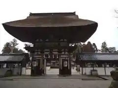 沙沙貴神社の山門