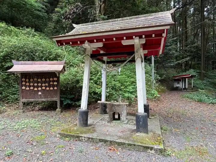 住吉神社の{uncategorized: "未分類", other: "その他", undefined: "問題あり", building: "その他建物", grave: "お墓", sacred_gate: "鳥居", guardian: "狛犬", statue: "像", buddha: "仏像", history: "歴史", nature: "自然", garden: "庭園", animal: "動物", pagoda: "塔", temizu: "手水舎", mountain_gate: "山門・神門", sanctuary: "本殿・本堂", subordinate: "末社・摂社", art: "芸術", scenery: "景色", jizo: "地蔵", ema: "絵馬", goshuin: "御朱印", omikuji: "おみくじ", items: "授与品その他", amulet: "お守り", goshuincho: "御朱印帳", eats: "食事", festival: "お祭り", votive_dance: "神楽", shichigosan: "七五三参", wedding: "結婚式", experience: "体験その他", initially: "初詣", around: "周辺", anti_infection: "感染症対策"}