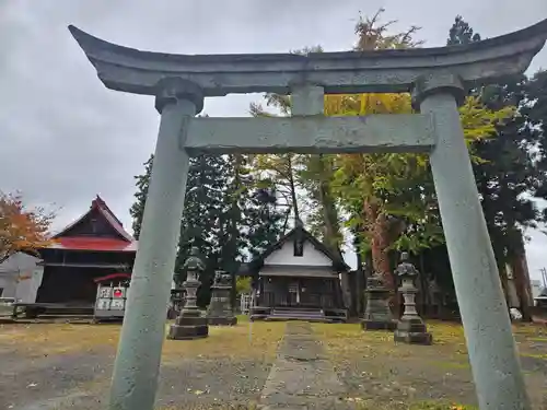 胸肩神社(青森県)