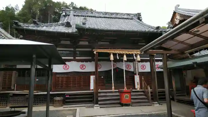 安養寺の本殿・本堂