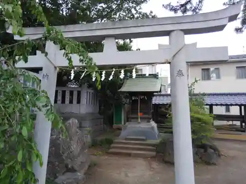 大曽根八幡神社の鳥居