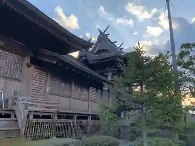 小田井縣神社の本殿