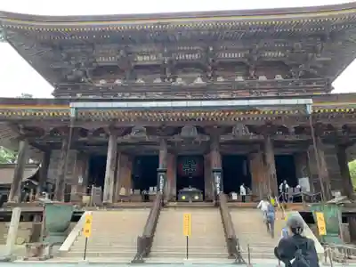 金峯山寺の本殿・本堂