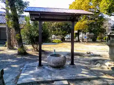 白山社(前田白山社)の手水舎