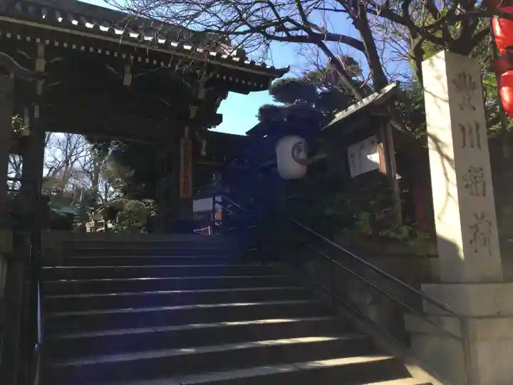 豊川稲荷東京別院の山門・神門