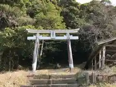 高根神社の鳥居