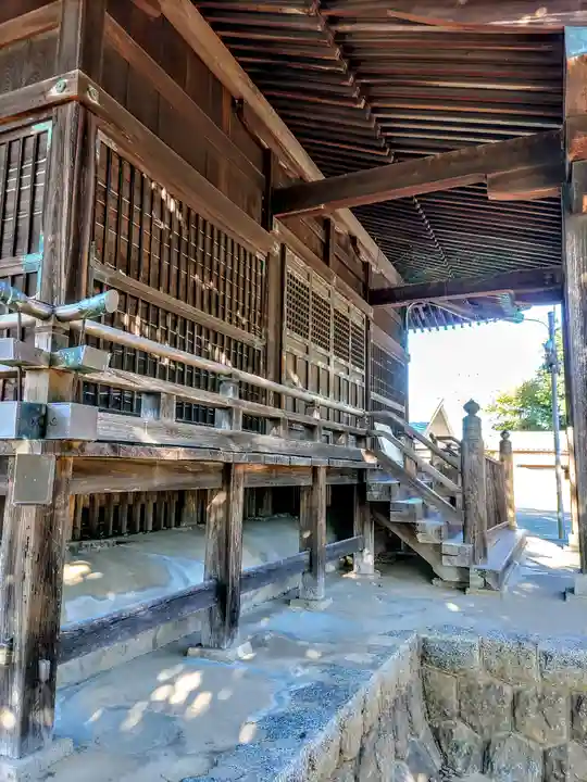 蔵子神社の本殿・本堂