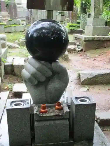 くろ谷 金戒光明寺の像