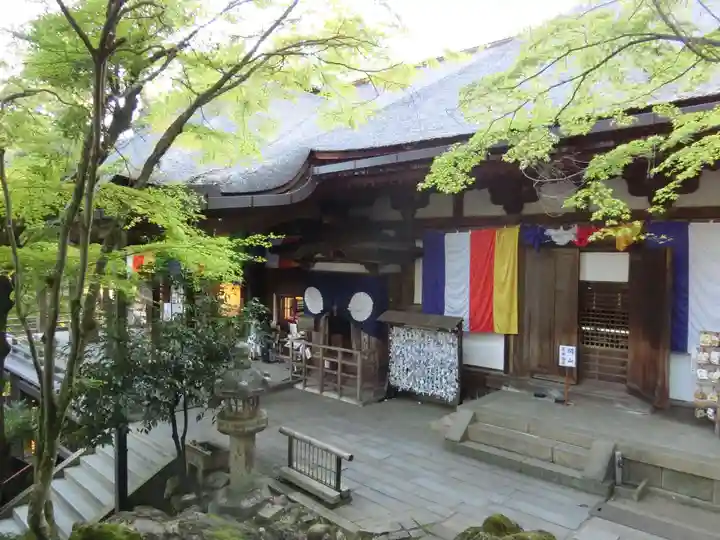 石山寺の本殿・本堂