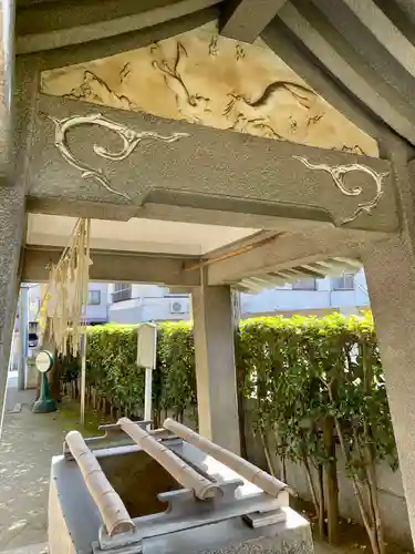 飛木稲荷神社の手水舎