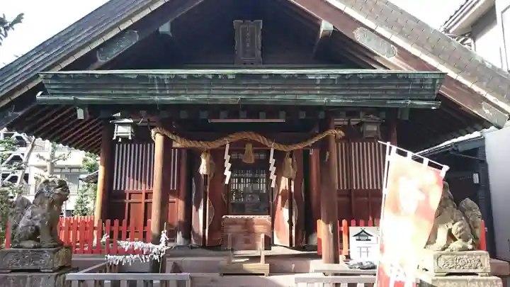 市姫神社の本殿・本堂