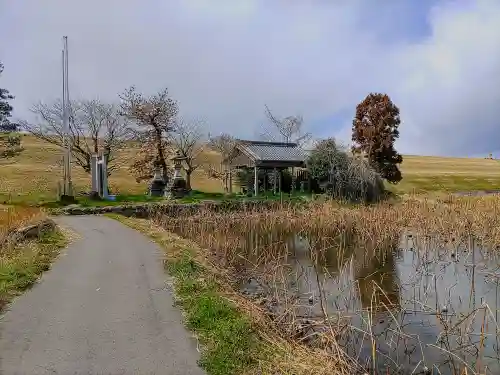 神明社（下大牧）のその他建物