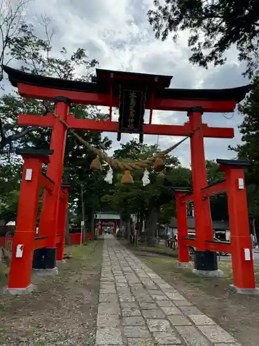 生島足島神社の鳥居