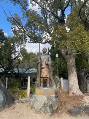 石手寺の像