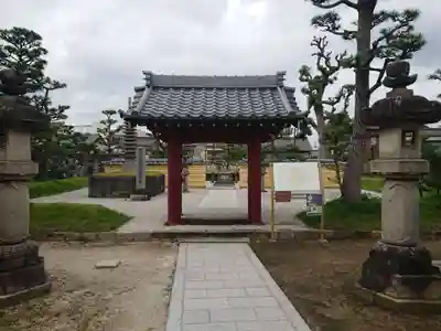 松應寺の山門・神門
