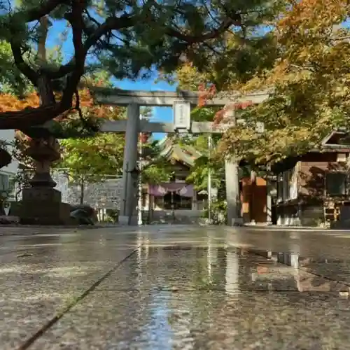 彌彦神社　(伊夜日子神社)の鳥居