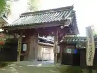 𠮷水神社(吉水神社)の山門・神門
