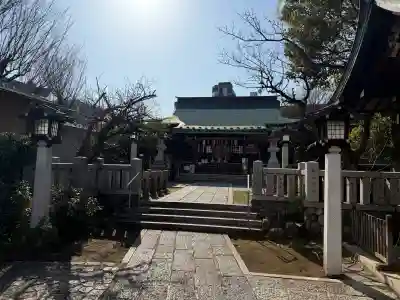 新宿下落合氷川神社の{uncategorized: "未分類", other: "その他", undefined: "問題あり", building: "その他建物", grave: "お墓", sacred_gate: "鳥居", guardian: "狛犬", statue: "像", buddha: "仏像", history: "歴史", nature: "自然", garden: "庭園", animal: "動物", pagoda: "塔", temizu: "手水舎", mountain_gate: "山門・神門", sanctuary: "本殿・本堂", subordinate: "末社・摂社", art: "芸術", scenery: "景色", jizo: "地蔵", ema: "絵馬", goshuin: "御朱印", omikuji: "おみくじ", items: "授与品その他", amulet: "お守り", goshuincho: "御朱印帳", eats: "食事", festival: "お祭り", votive_dance: "神楽", shichigosan: "七五三参", wedding: "結婚式", experience: "体験その他", initially: "初詣", around: "周辺", anti_infection: "感染症対策"}