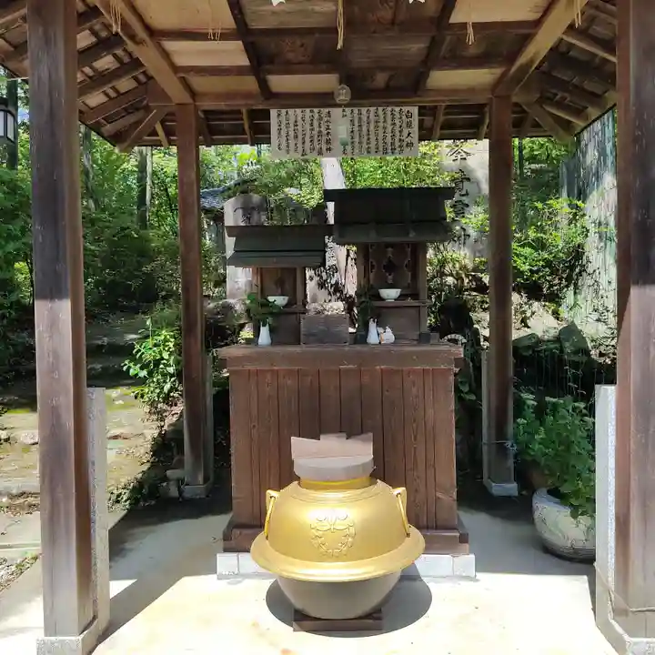 玉野御嶽神社の末社・摂社