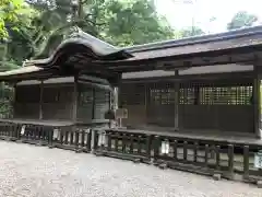 石上神宮の建物その他