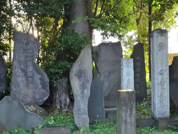 嶺御嶽神社(東京都)