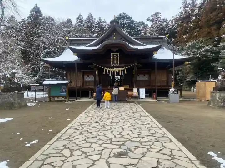 水戸八幡宮の{uncategorized: "未分類", other: "その他", undefined: "問題あり", building: "その他建物", grave: "お墓", sacred_gate: "鳥居", guardian: "狛犬", statue: "像", buddha: "仏像", history: "歴史", nature: "自然", garden: "庭園", animal: "動物", pagoda: "塔", temizu: "手水舎", mountain_gate: "山門・神門", sanctuary: "本殿・本堂", subordinate: "末社・摂社", art: "芸術", scenery: "景色", jizo: "地蔵", ema: "絵馬", goshuin: "御朱印", omikuji: "おみくじ", items: "授与品その他", amulet: "お守り", goshuincho: "御朱印帳", eats: "食事", festival: "お祭り", votive_dance: "神楽", shichigosan: "七五三参", wedding: "結婚式", experience: "体験その他", initially: "初詣", around: "周辺", anti_infection: "感染症対策"}