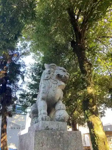 土田白鬚神社の狛犬