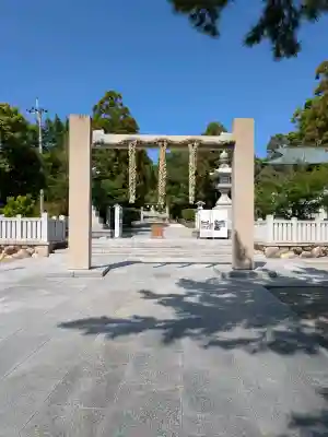 廣田神社の{uncategorized: "未分類", other: "その他", undefined: "問題あり", building: "その他建物", grave: "お墓", sacred_gate: "鳥居", guardian: "狛犬", statue: "像", buddha: "仏像", history: "歴史", nature: "自然", garden: "庭園", animal: "動物", pagoda: "塔", temizu: "手水舎", mountain_gate: "山門・神門", sanctuary: "本殿・本堂", subordinate: "末社・摂社", art: "芸術", scenery: "景色", jizo: "地蔵", ema: "絵馬", goshuin: "御朱印", omikuji: "おみくじ", items: "授与品その他", amulet: "お守り", goshuincho: "御朱印帳", eats: "食事", festival: "お祭り", votive_dance: "神楽", shichigosan: "七五三参", wedding: "結婚式", experience: "体験その他", initially: "初詣", around: "周辺", anti_infection: "感染症対策"}