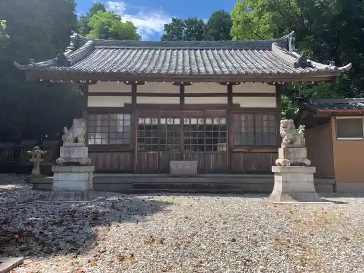 県神社の本殿・本堂