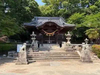 厳島神社の{uncategorized: "未分類", other: "その他", undefined: "問題あり", building: "その他建物", grave: "お墓", sacred_gate: "鳥居", guardian: "狛犬", statue: "像", buddha: "仏像", history: "歴史", nature: "自然", garden: "庭園", animal: "動物", pagoda: "塔", temizu: "手水舎", mountain_gate: "山門・神門", sanctuary: "本殿・本堂", subordinate: "末社・摂社", art: "芸術", scenery: "景色", jizo: "地蔵", ema: "絵馬", goshuin: "御朱印", omikuji: "おみくじ", items: "授与品その他", amulet: "お守り", goshuincho: "御朱印帳", eats: "食事", festival: "お祭り", votive_dance: "神楽", shichigosan: "七五三参", wedding: "結婚式", experience: "体験その他", initially: "初詣", around: "周辺", anti_infection: "感染症対策"}