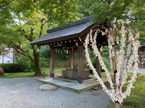 足羽神社の手水舎