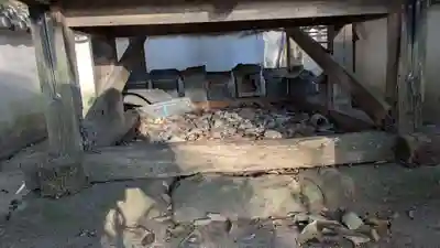 岩崎神社の末社・摂社