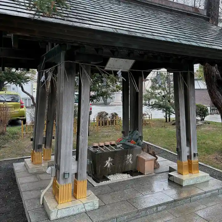 西野神社の手水舎