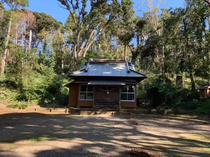 八幡神社の本殿・本堂