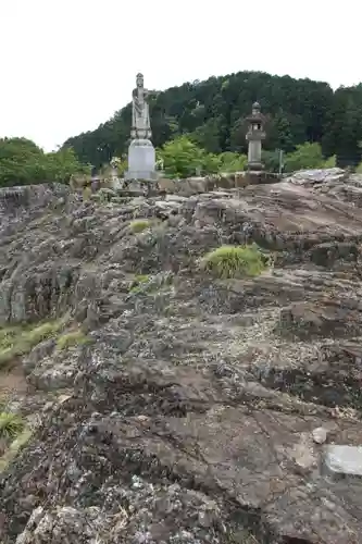 箕輪山満行院霊巖寺(埼玉県)