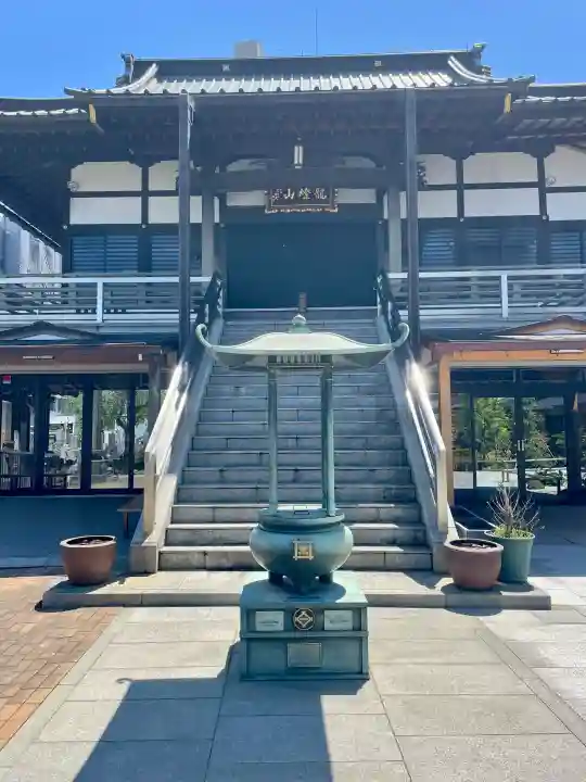 善立寺の{uncategorized: "未分類", other: "その他", undefined: "問題あり", building: "その他建物", grave: "お墓", sacred_gate: "鳥居", guardian: "狛犬", statue: "像", buddha: "仏像", history: "歴史", nature: "自然", garden: "庭園", animal: "動物", pagoda: "塔", temizu: "手水舎", mountain_gate: "山門・神門", sanctuary: "本殿・本堂", subordinate: "末社・摂社", art: "芸術", scenery: "景色", jizo: "地蔵", ema: "絵馬", goshuin: "御朱印", omikuji: "おみくじ", items: "授与品その他", amulet: "お守り", goshuincho: "御朱印帳", eats: "食事", festival: "お祭り", votive_dance: "神楽", shichigosan: "七五三参", wedding: "結婚式", experience: "体験その他", initially: "初詣", around: "周辺", anti_infection: "感染症対策"}