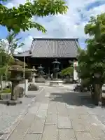 穴太寺の本殿・本堂